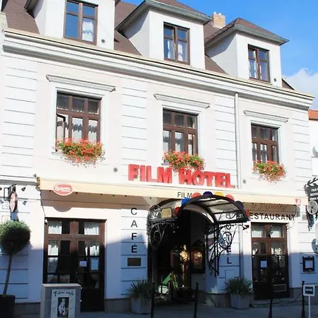 Film Vysoka Hotel 3*