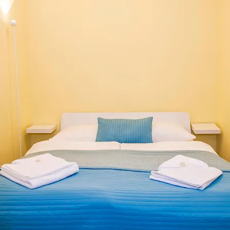 Hotell Film 3*