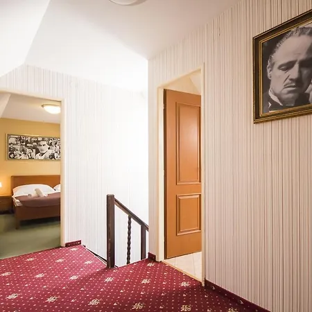 Film Vysoka Hotel 3*