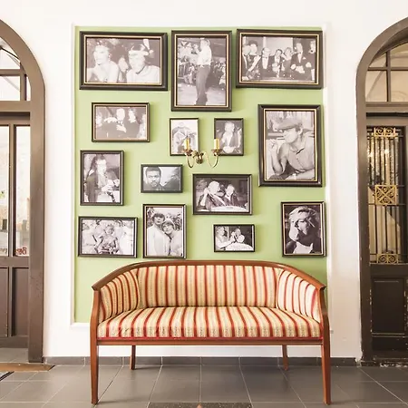 فندق Film Vysoka