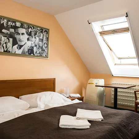 Film Hotell