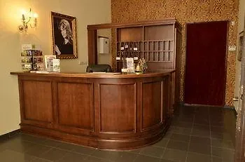 Film Vysoka Отель