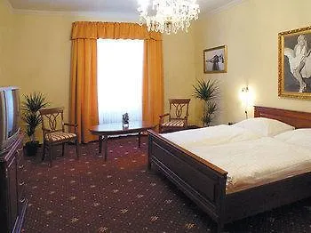 Film Hotel