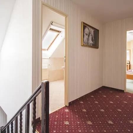 Film Vysoka 3* Братислава