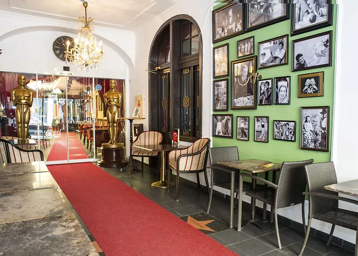 Film Vysoka 3* ברטיסלאבה