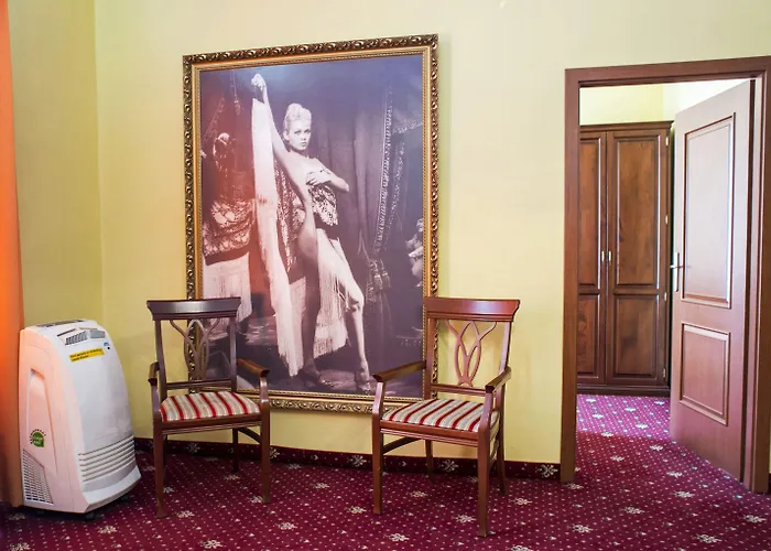 Film Vysoka מלון